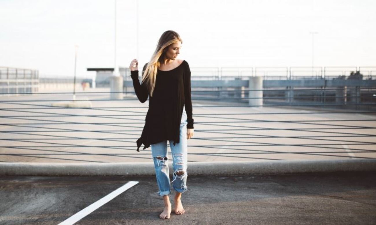 Non dobbiamo per forza indossare una taglia 38 per essere belle: il segreto sta nel giocare d’astuzia con l’abbigliamento