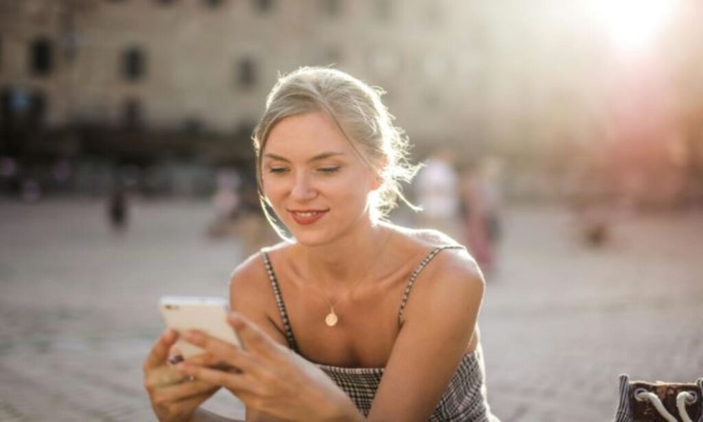 Cellualare, che cosa provoca l'uso eccessivo?