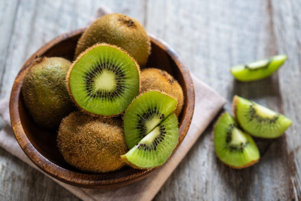 I kiwi sono perfetti per prevenire e combattere l'influenza