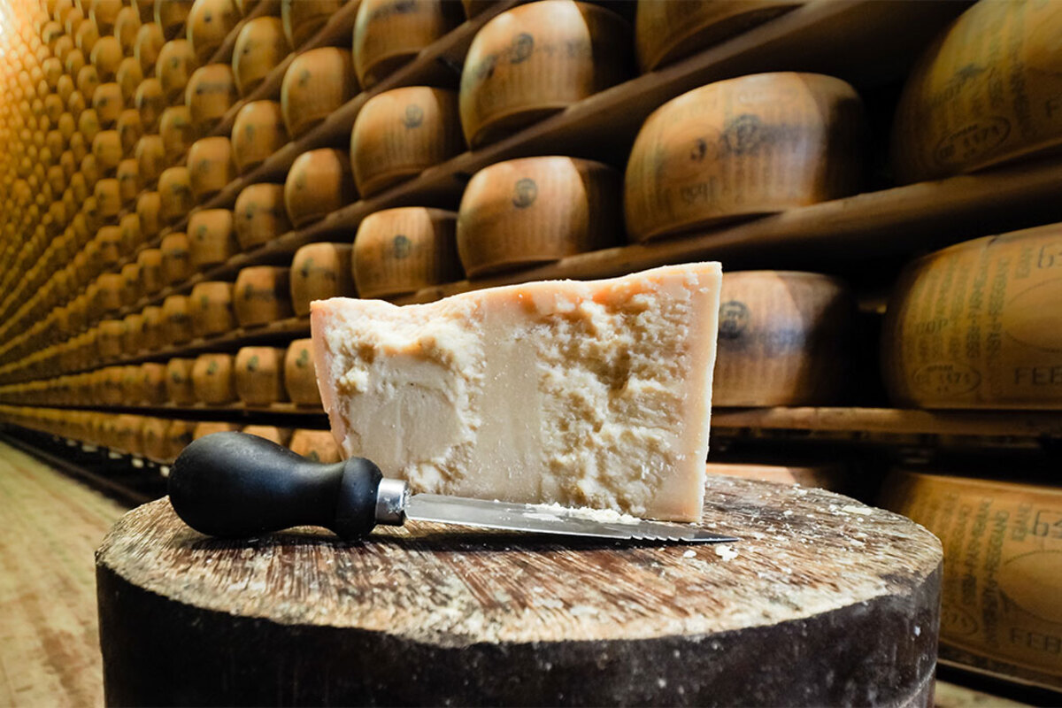 parmigiano-reggiano-dove-si-produce_copertina