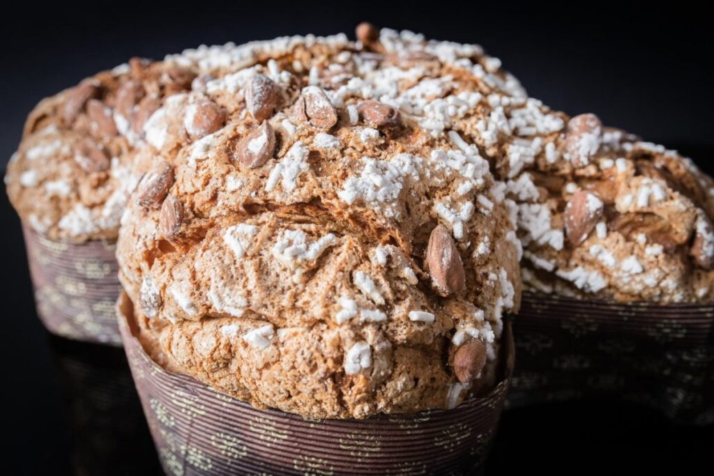 Come abbiamo visto recentemente con la colomba, l'arrivo della Pasqua porta alle tavole di tutto il mondo ricette che sanno di tradizione e di gioia