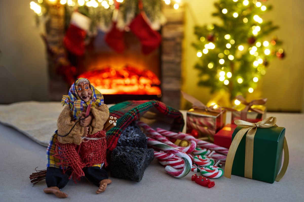 L'ultima calza il colloquio finale con la Befana segno per segno