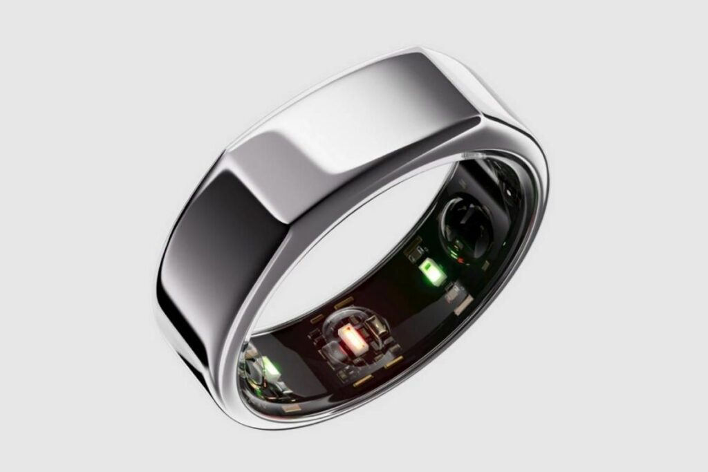 Il motivo per cui tantissime donne stanno abbandonando i vecchi smartwatch a favore degli smart ring è la pace mentale